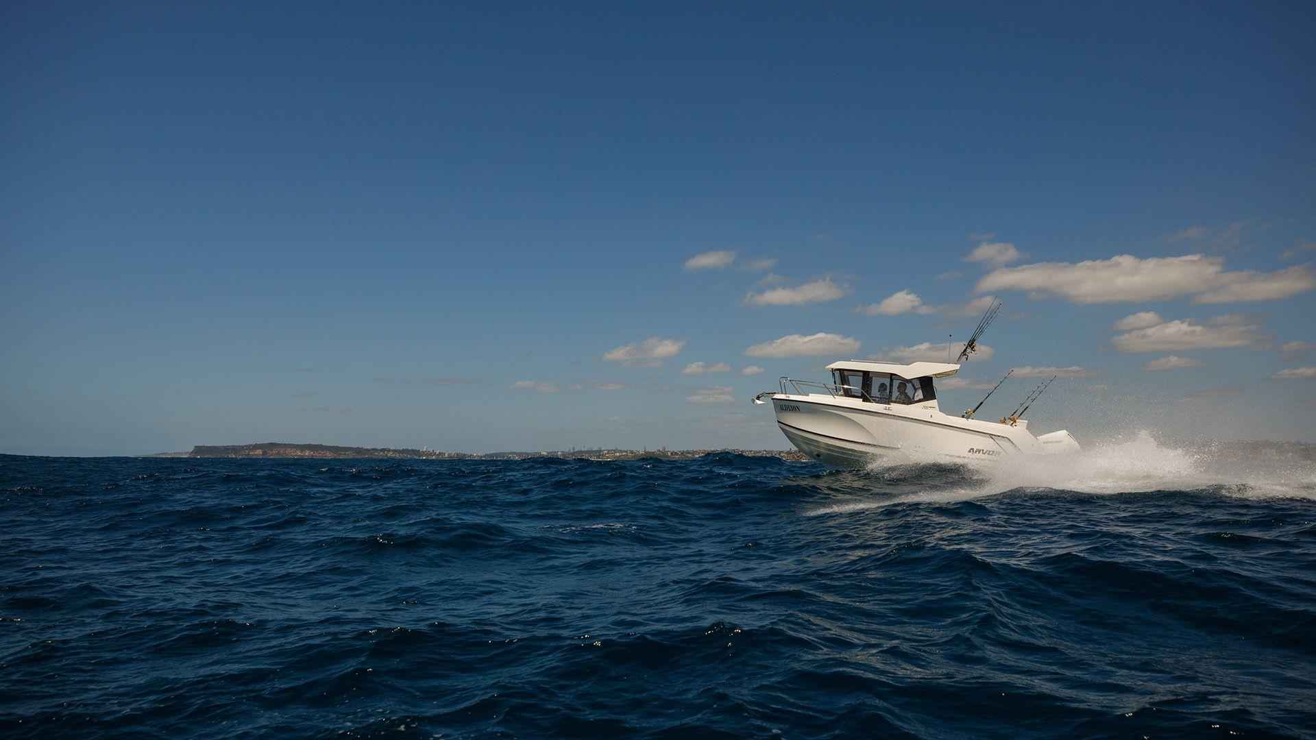 Arvor-705-Sportsfish-External-2_11_11zon